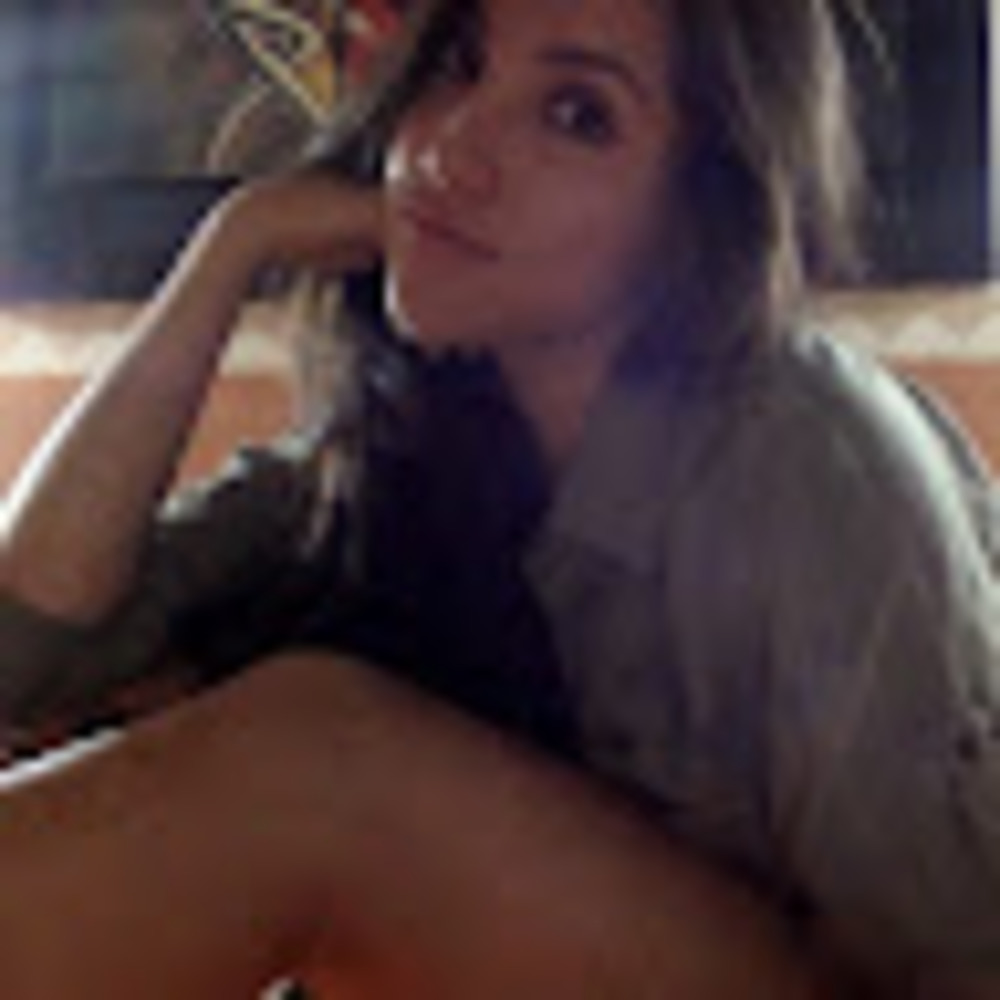 Meet your Posher, Estefania